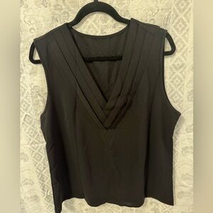 ITEM# 1023 - Black V-neck Tank XL